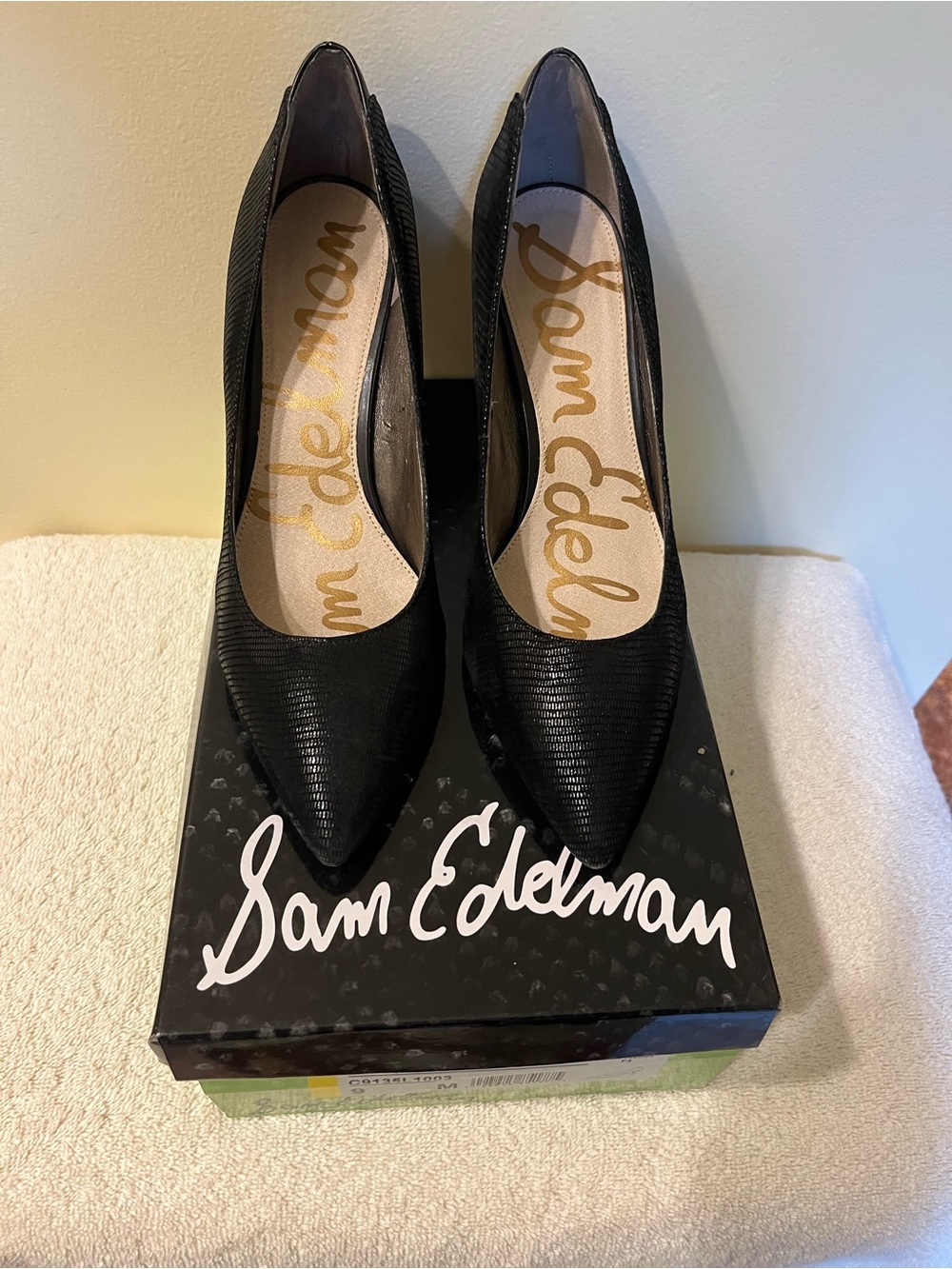 Sam Edelman Lizard Suede Textured Black Pointed-Toe Pumps